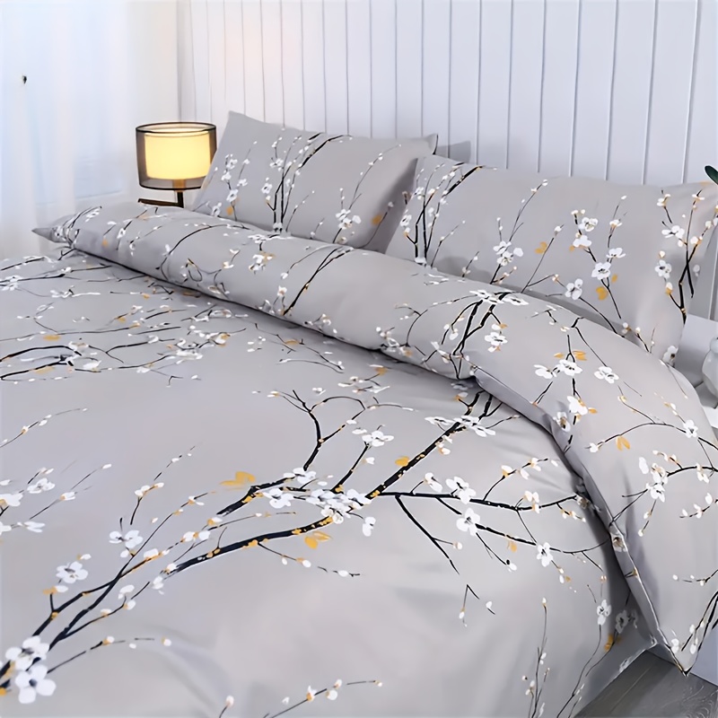 Soft, Skin-Friendly Polyester Bedding Set - Image 2