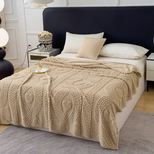 Embossed Heart Pattern Fleece Throw Blanket