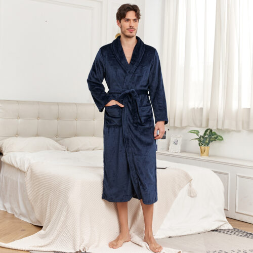 Men’s Hooded Fleece Bathrobe with Pockets